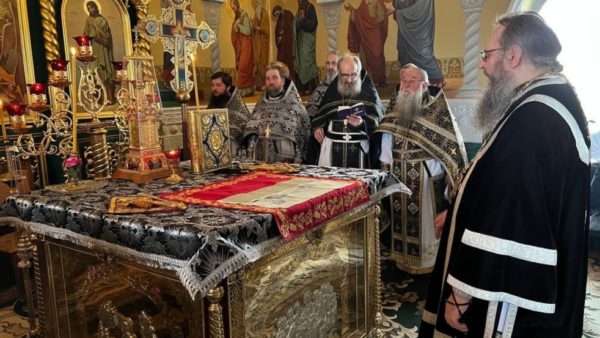 Керуючий єпархією очолив великопісне говіння та сповідь священнослужителів Борзнянського благочиння